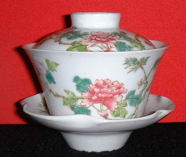 Antique Chinese Floral design tea-cup